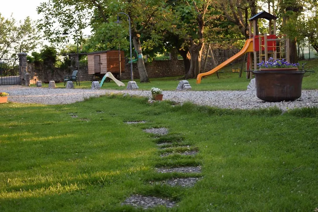 Farm stay Agriturismo Fior Di Pesco Hotel Sommacampagna