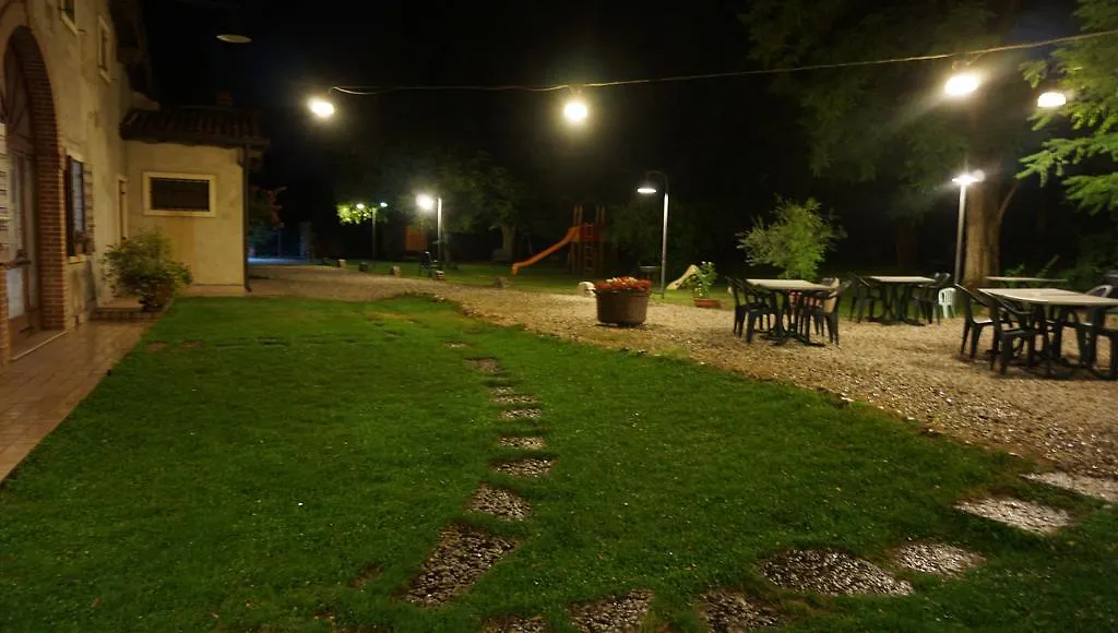 Agriturismo Fior Di Pesco Hotel Sommacampagna Italy
