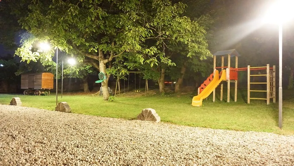 Agriturismo Fior Di Pesco Hotel Sommacampagna 0*,  Italy